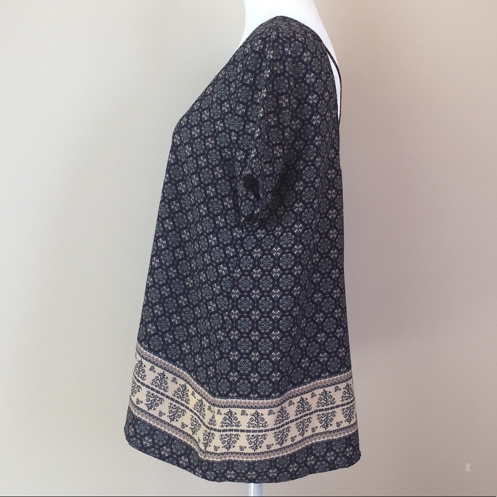Sienna Sky - Crisscross Back Blouse / Tunic - Picture 5 of 7